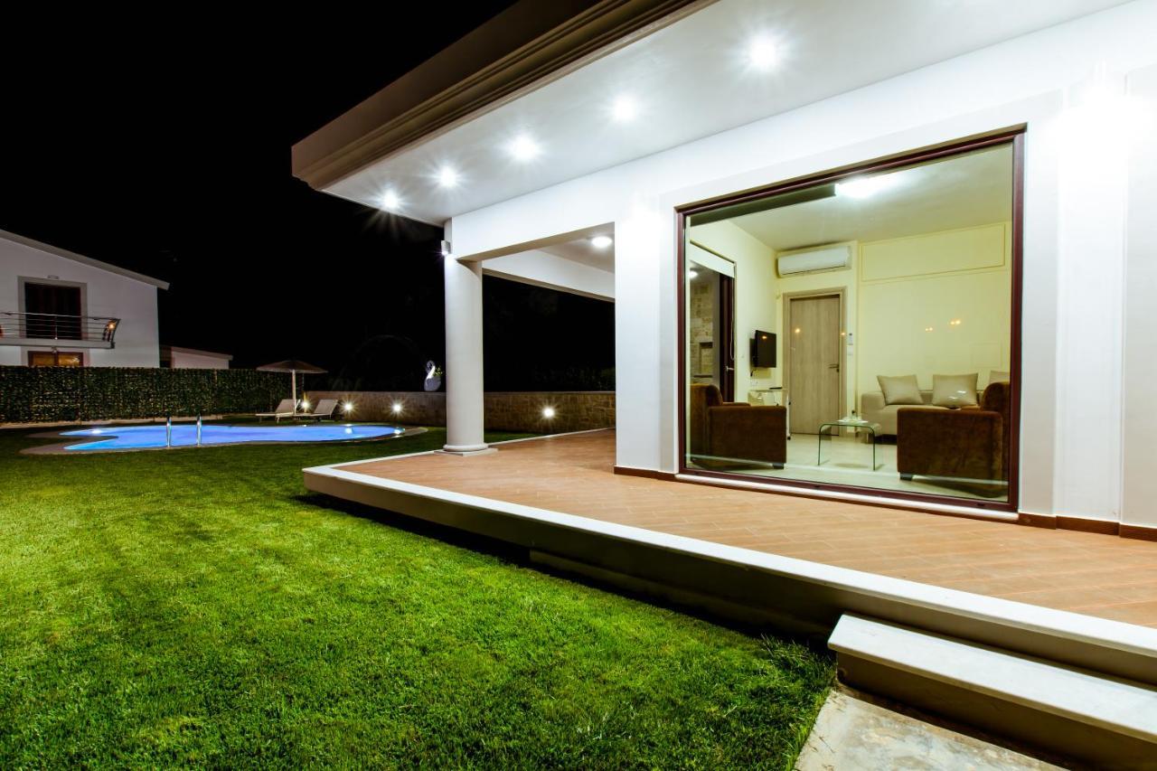 Chania Oasis With Heated Pool Exteriör bild